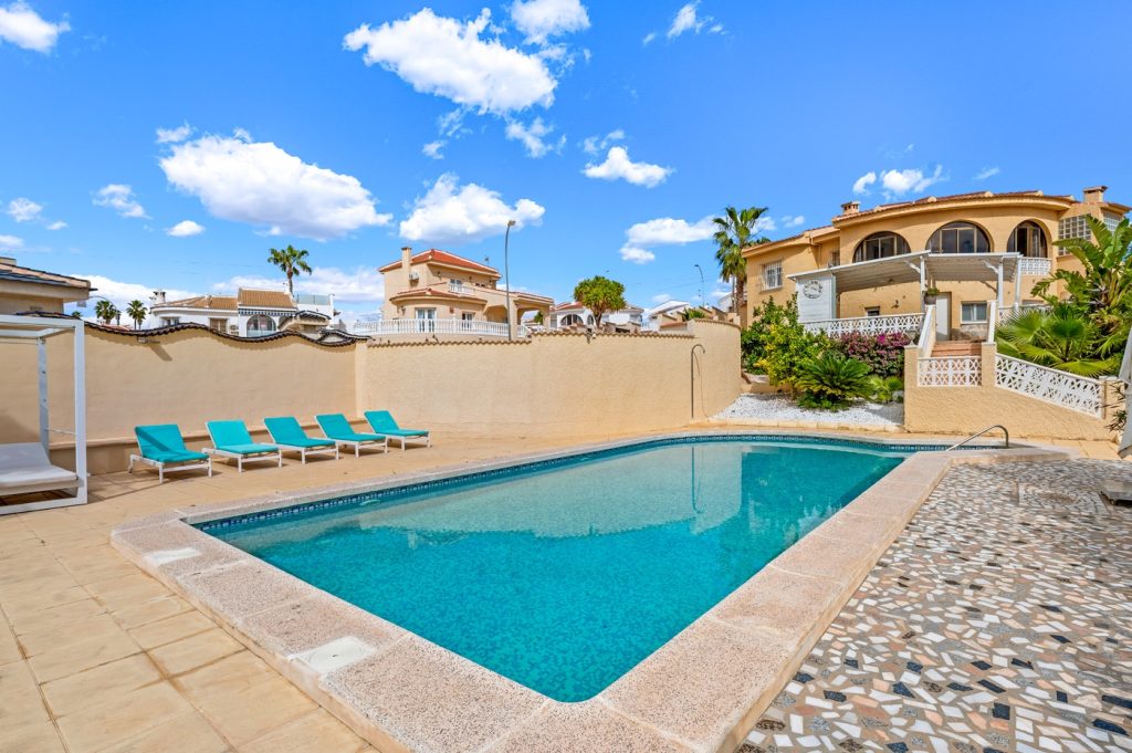 5-Bedroom Villa in Ciudad Quesada