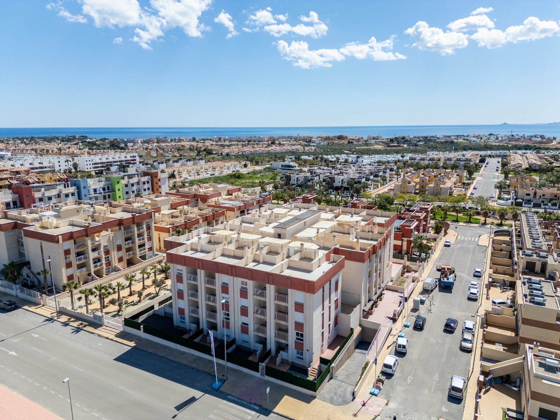Regenerated Residential Complex in Lomas de Cabo Roig – Renovated Apartments