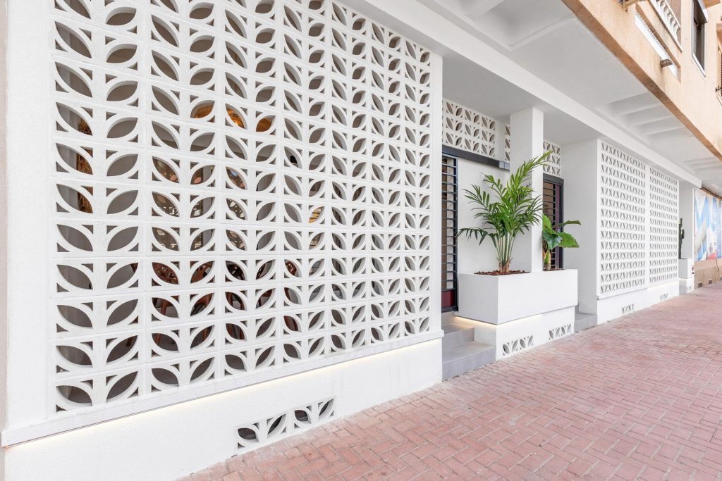 Modern New Build Apartments Just 150 m from the Sea in Torrevieja