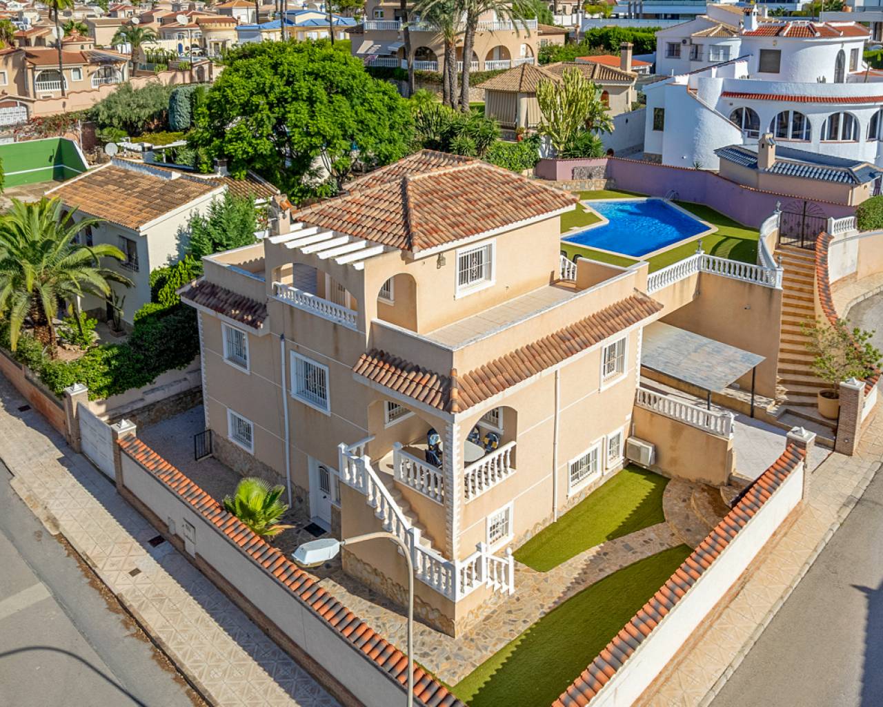 7-Bedroom Villa in Ciudad Quesada
