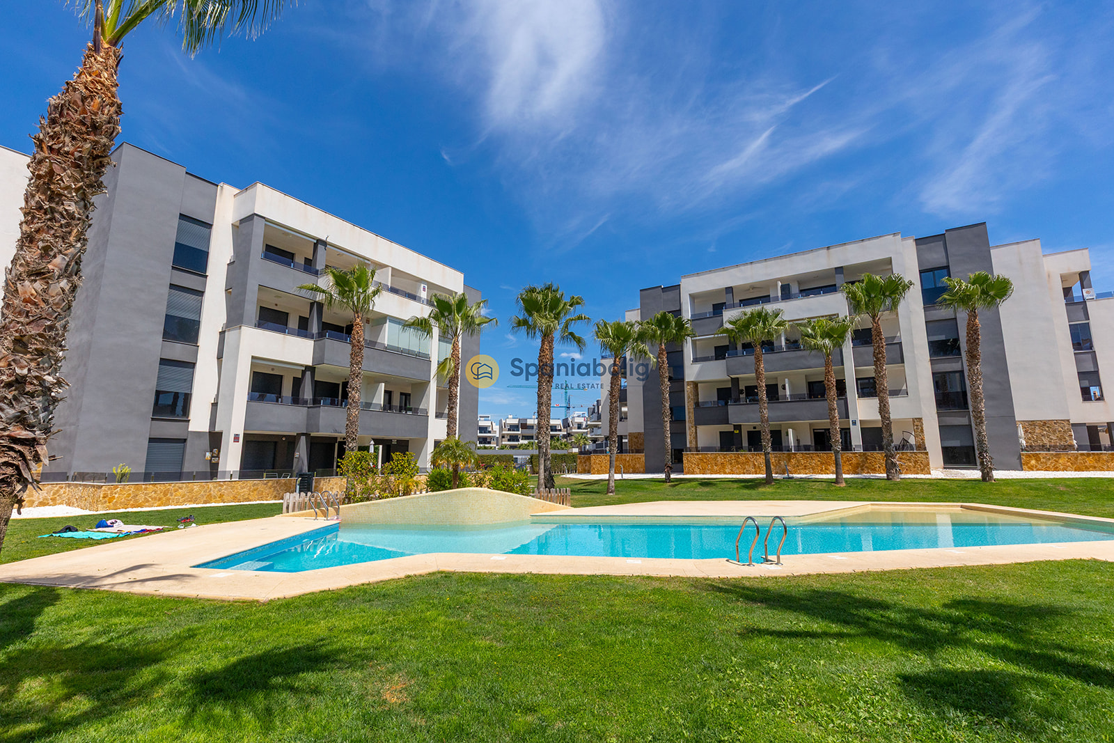 Modern South-West Facing Apartment with Pool Views – Amanecer VI, Punta Prima